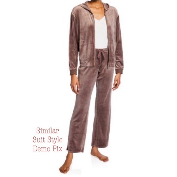 NIKE, Velour track suit, EUC - Picture 5 of 12